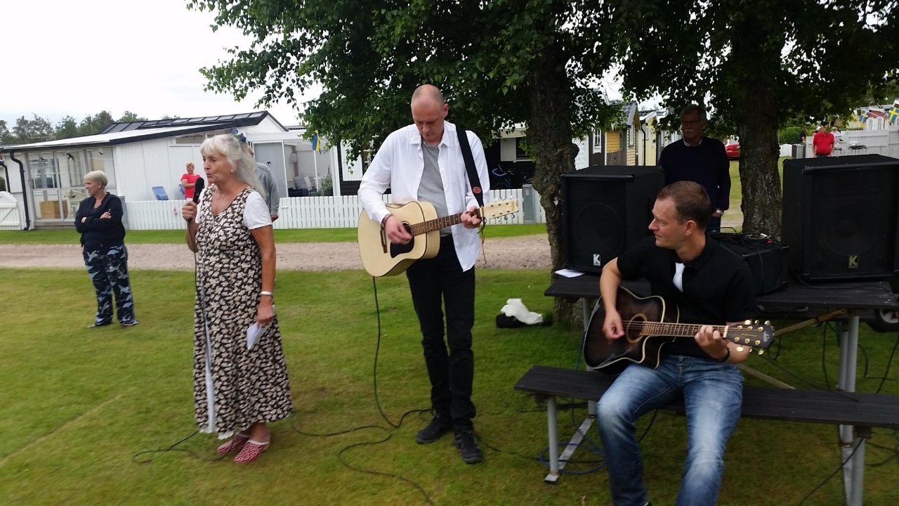 Micke och Per spelar till dansen midsommar 2023